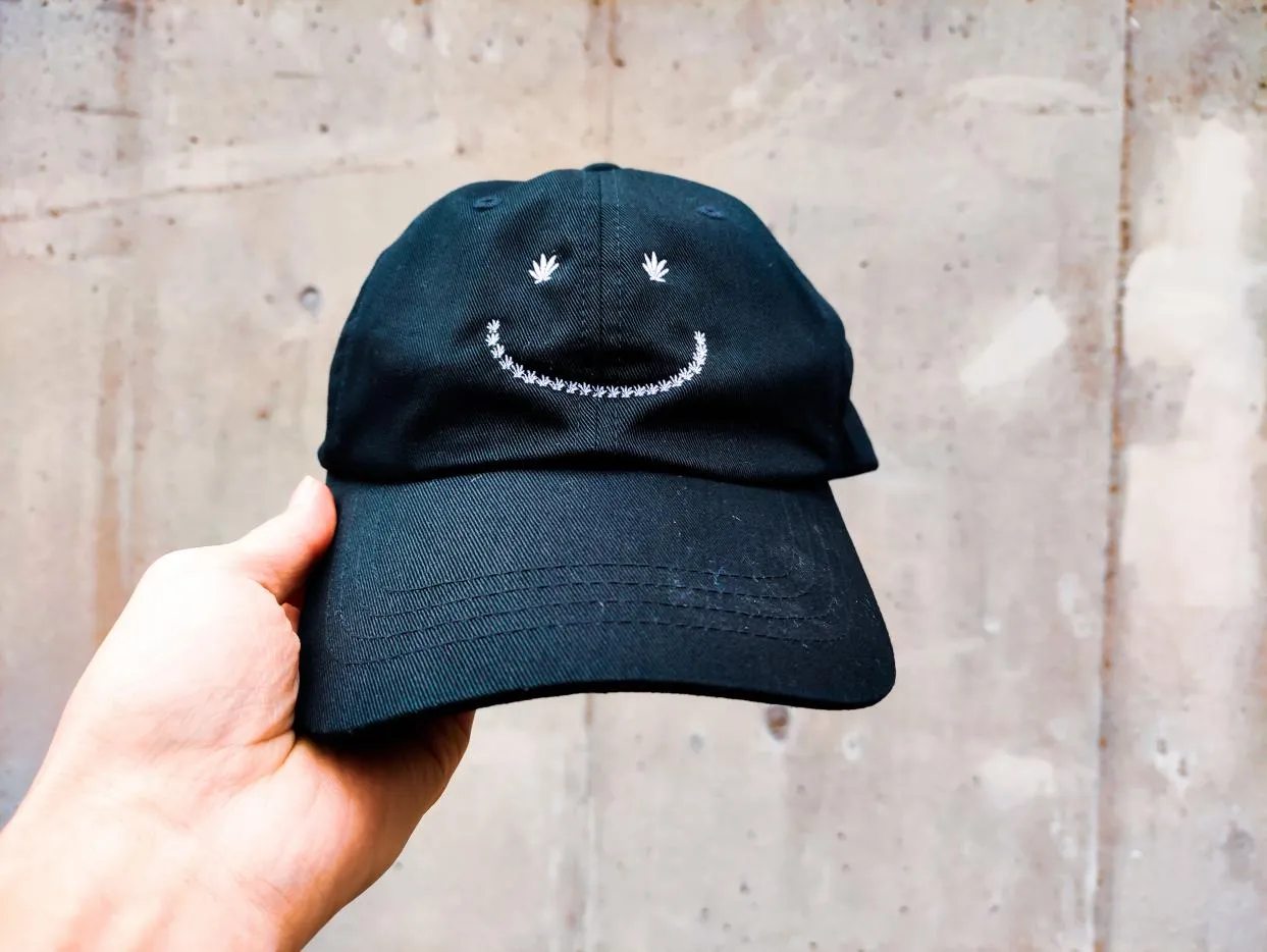 Unterschied zwischen Dad Hats und Baseball Caps