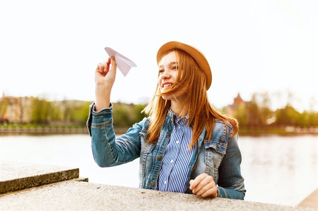 How To Clean And Store Wide Brim Felt Fedora Hat Without Ruin It